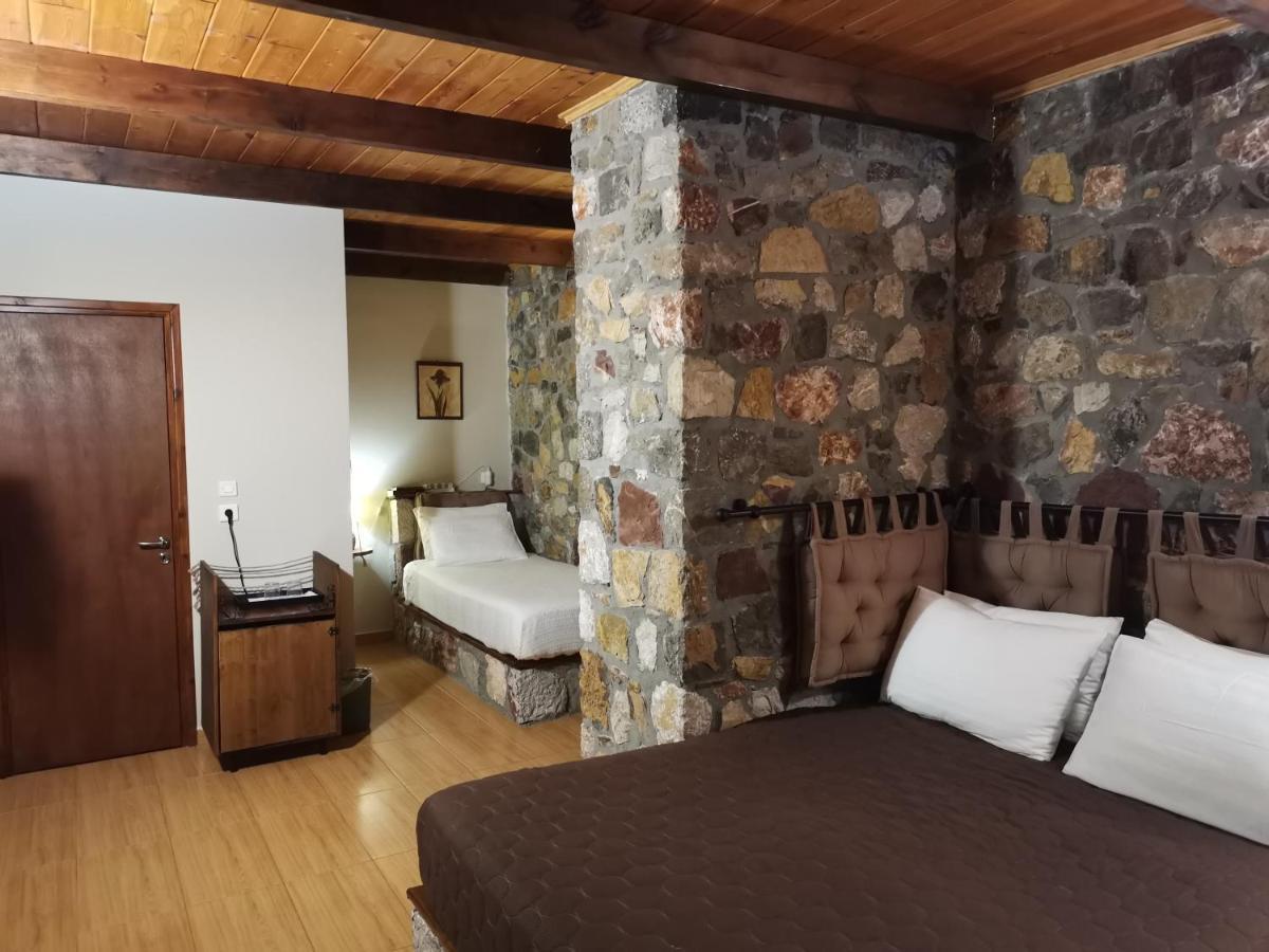 Aparthotel Ataviros Embonas