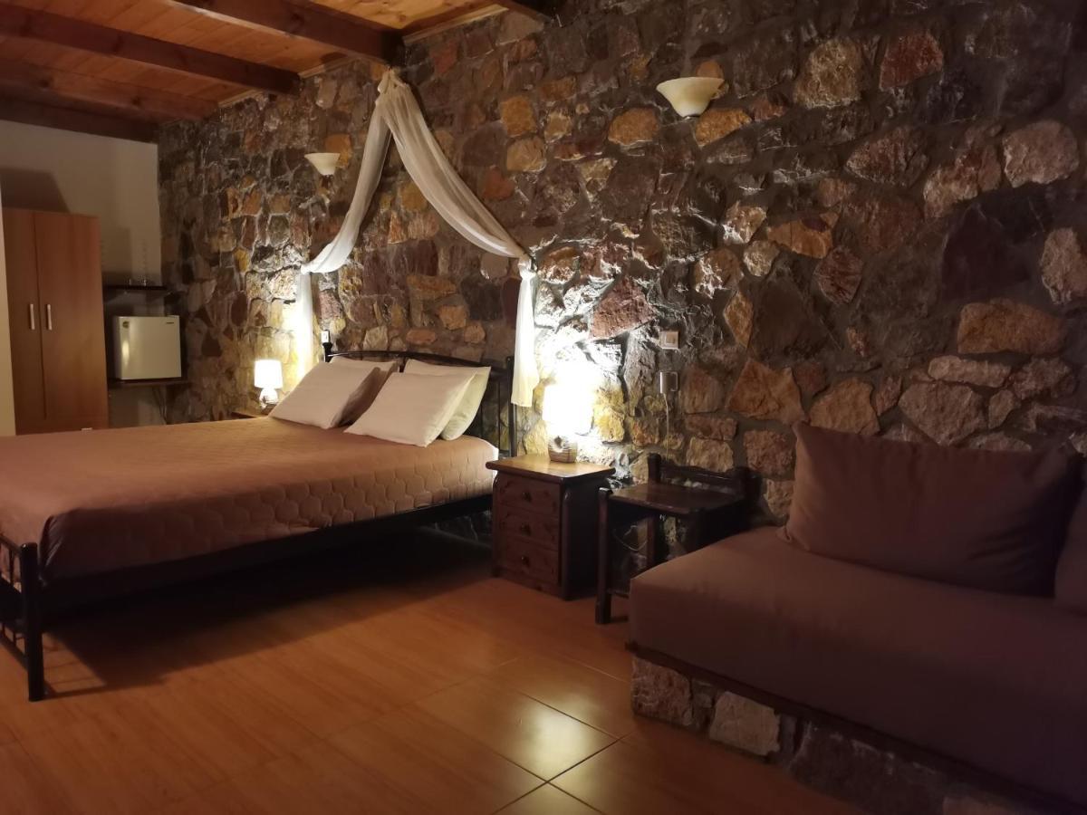 Aparthotel Ataviros 2*