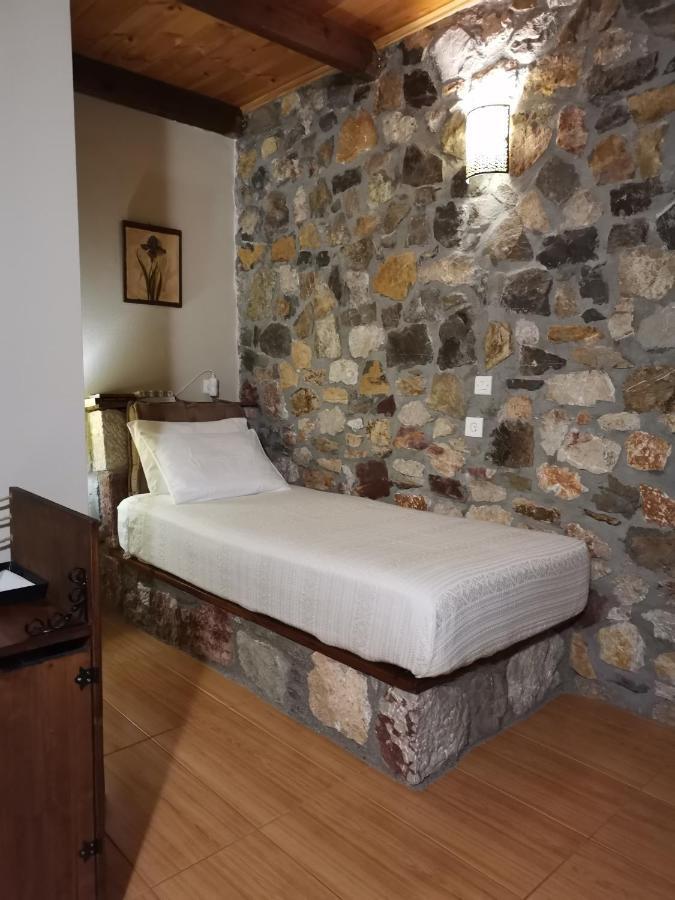 Aparthotel Ataviros Embonas