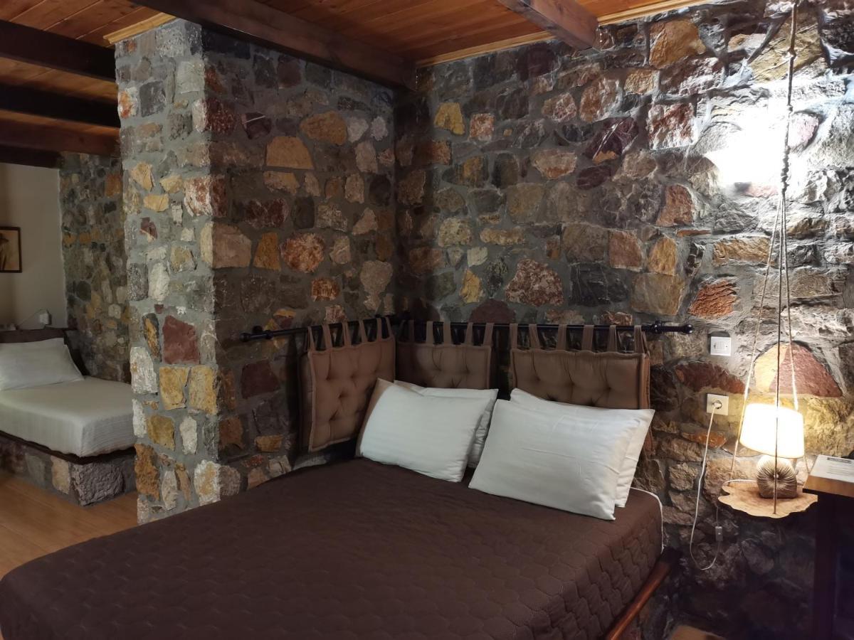 Ataviros Aparthotel 2*