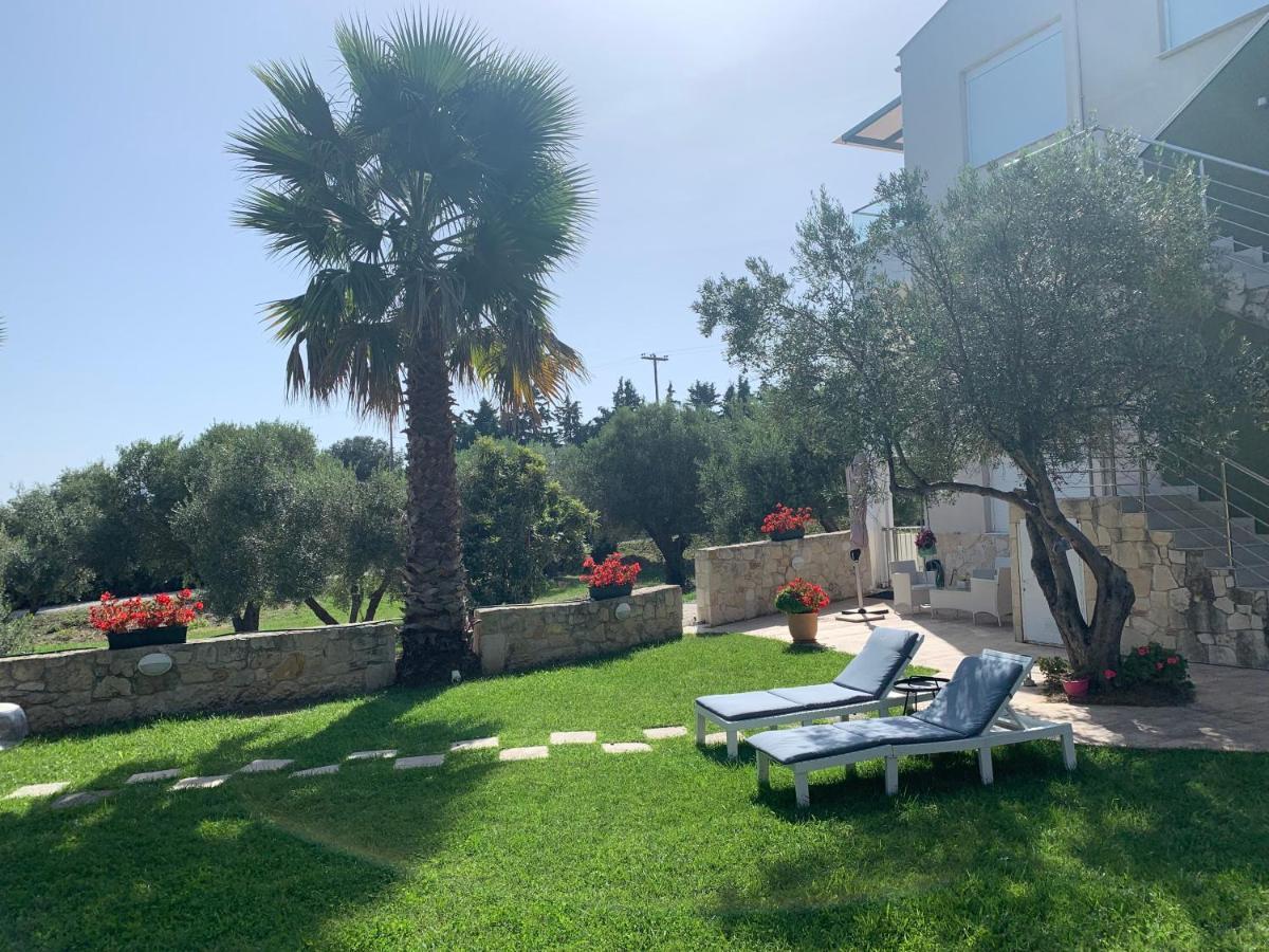 Evita , Athytos Wonderful ,63m2,a/c * Afytos