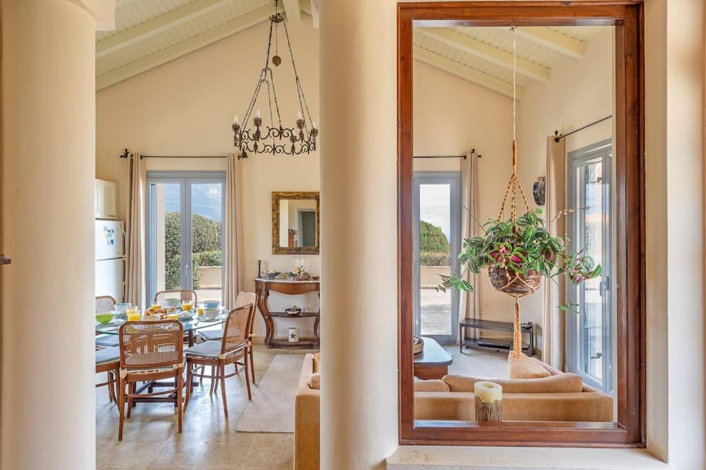 Loukia Villa