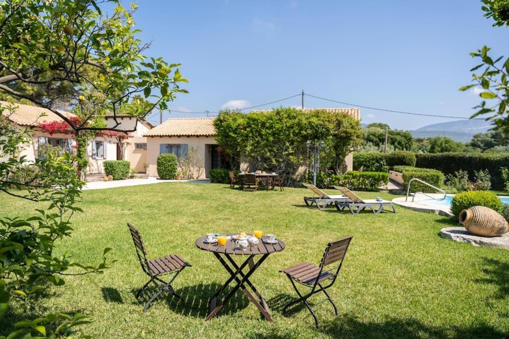 Loukia Villa *