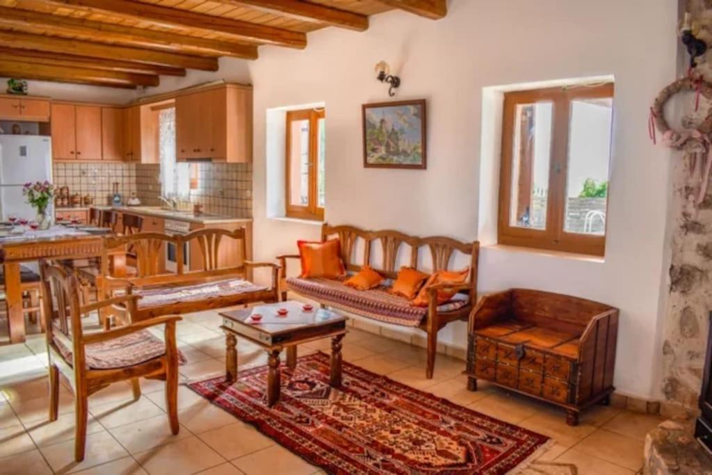 Anastasia Villa Volimes