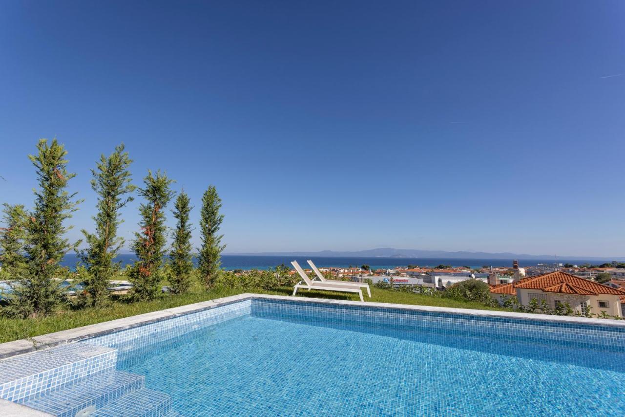 Villa Mare - Private Pool, 4 Bdrms, Sea View, Bbq