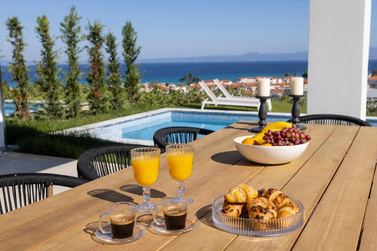 Villa Mare - Private Pool, 4 Bdrms, Sea View, Bbq *