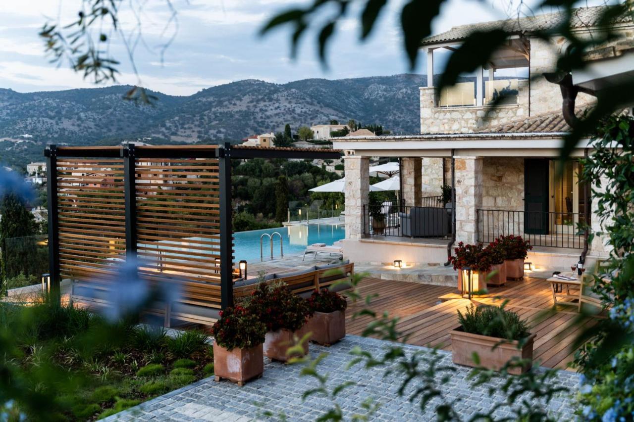 Luxurious 4 Bedroom Xris With Infinity Pool And Access * Sivota (Epirus)