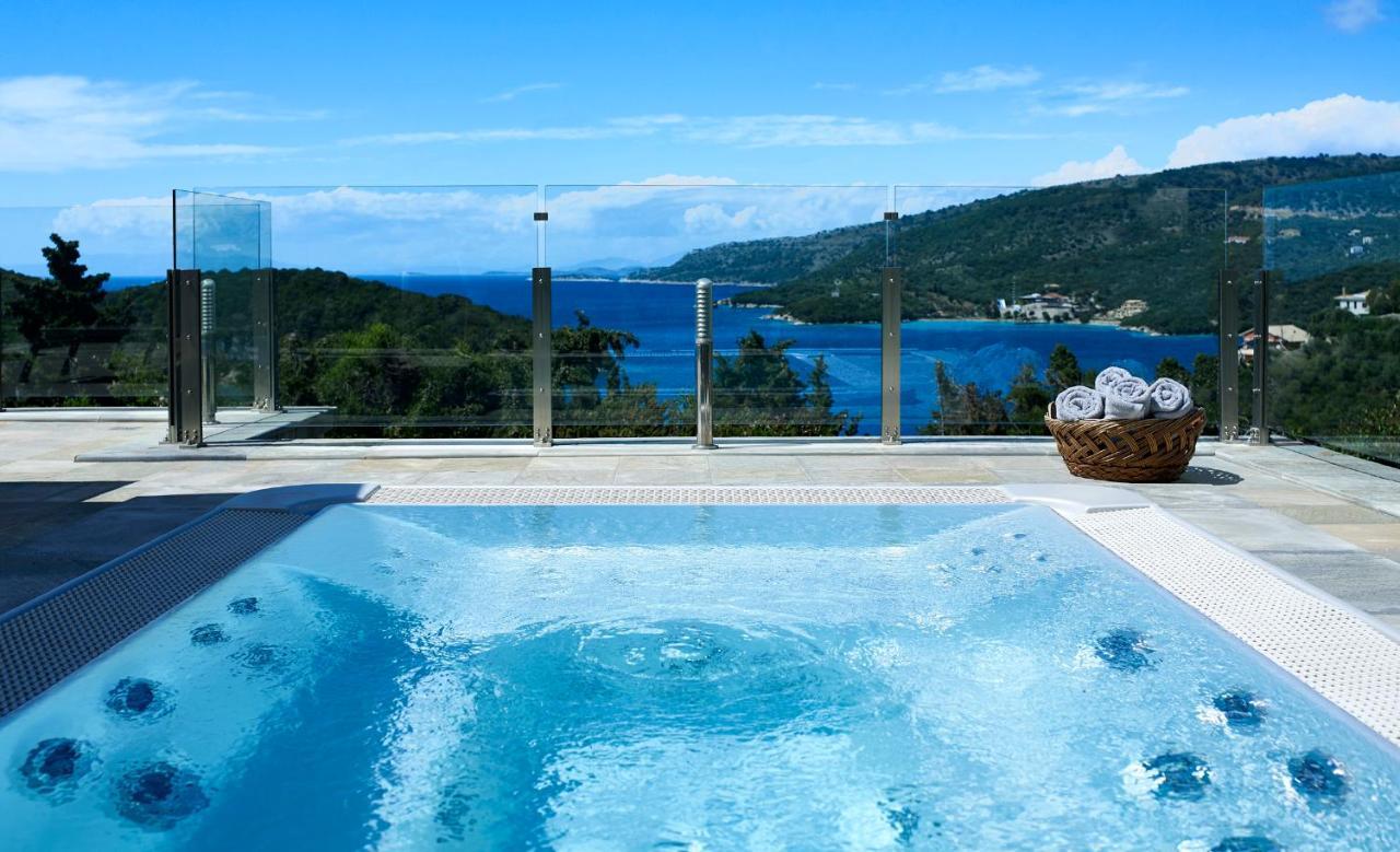 Luxurious 4 Bedroom Xris With Infinity Pool And Access * Sivota (Epirus)