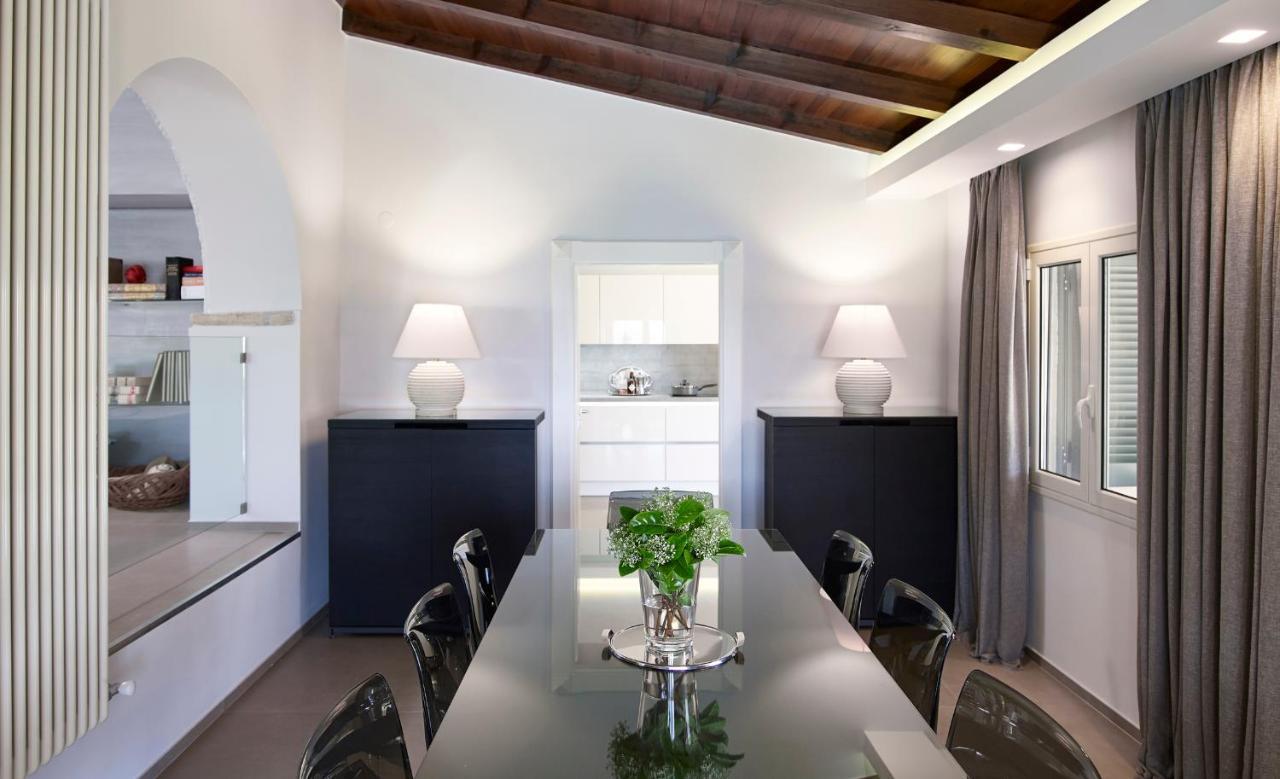 Luxurious 4 Bedroom Xris With Infinity Pool And Access Villa