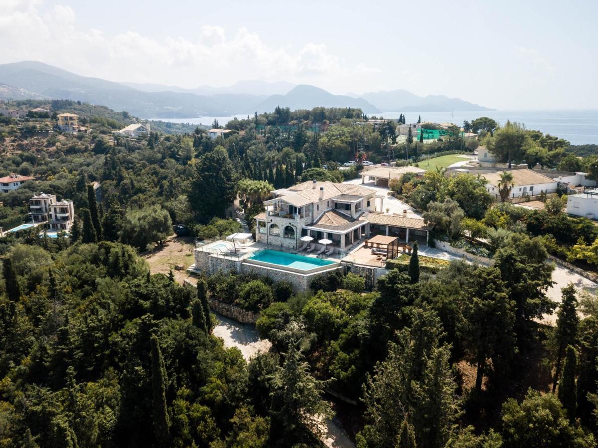 Luxurious 4 Bedroom Xris With Infinity Pool And Access * Sivota (Epirus)