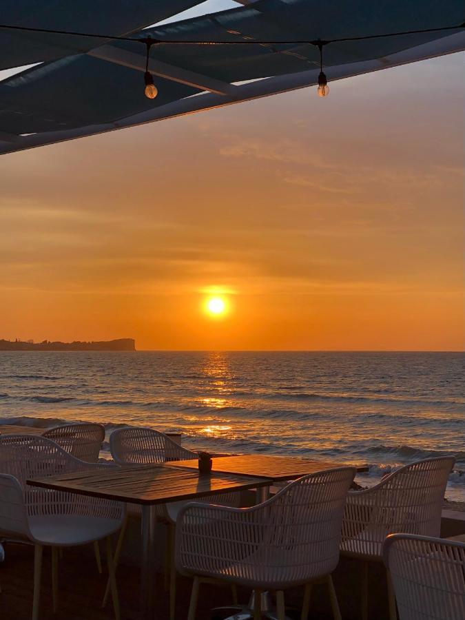 Sunrose Aparthotel