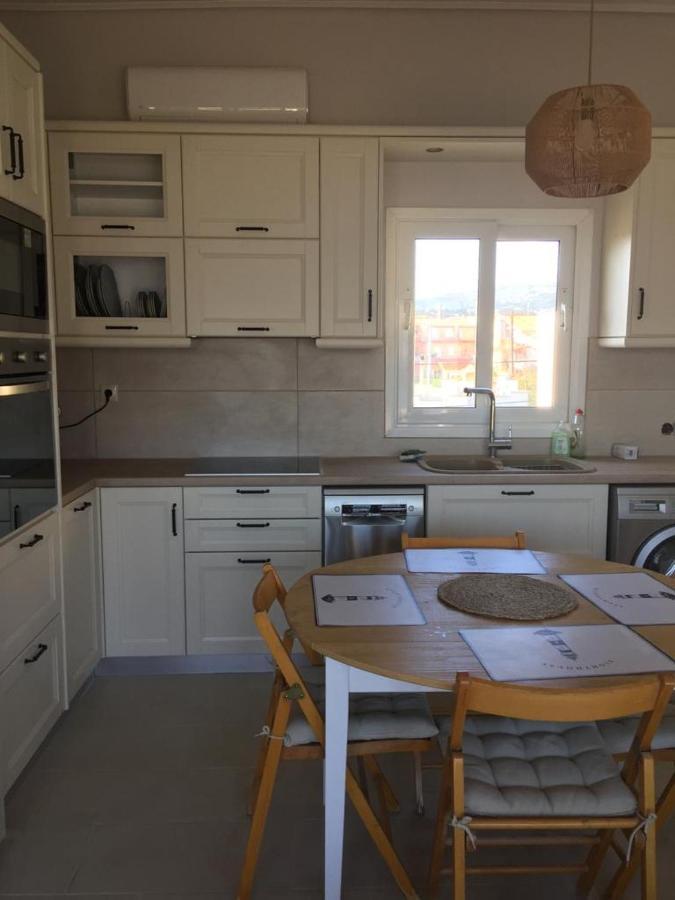 Emelia Apartment Lixouri