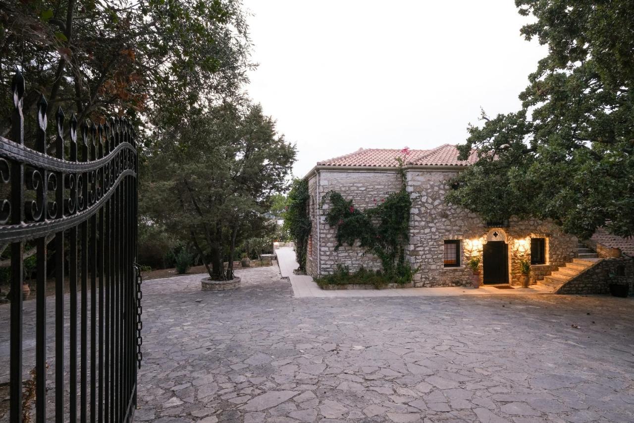 Villa Veneziana In *