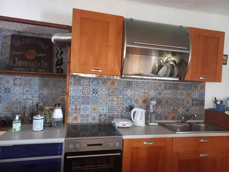 Lamprou V. House Holiday home Mouresi