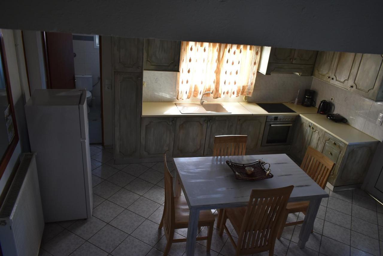 Kerasia's And Dora's Garden Holiday home Punta