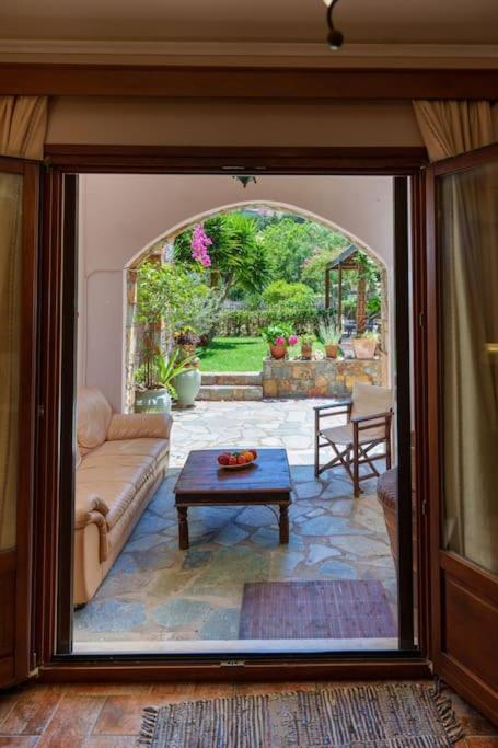Apartment Four Seasons! Ligaria (Crete)