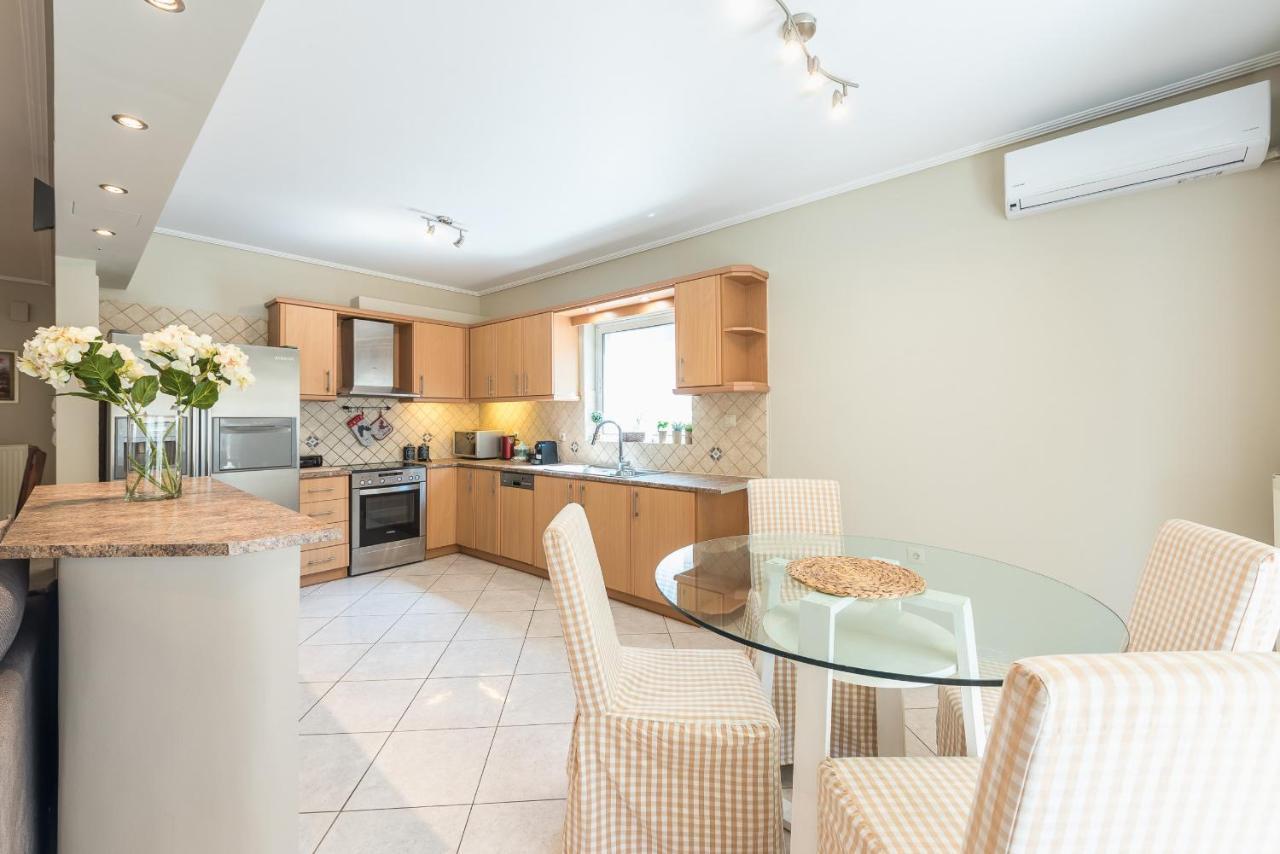 Luxury And Spacious For 6 Guests Apartment Athens