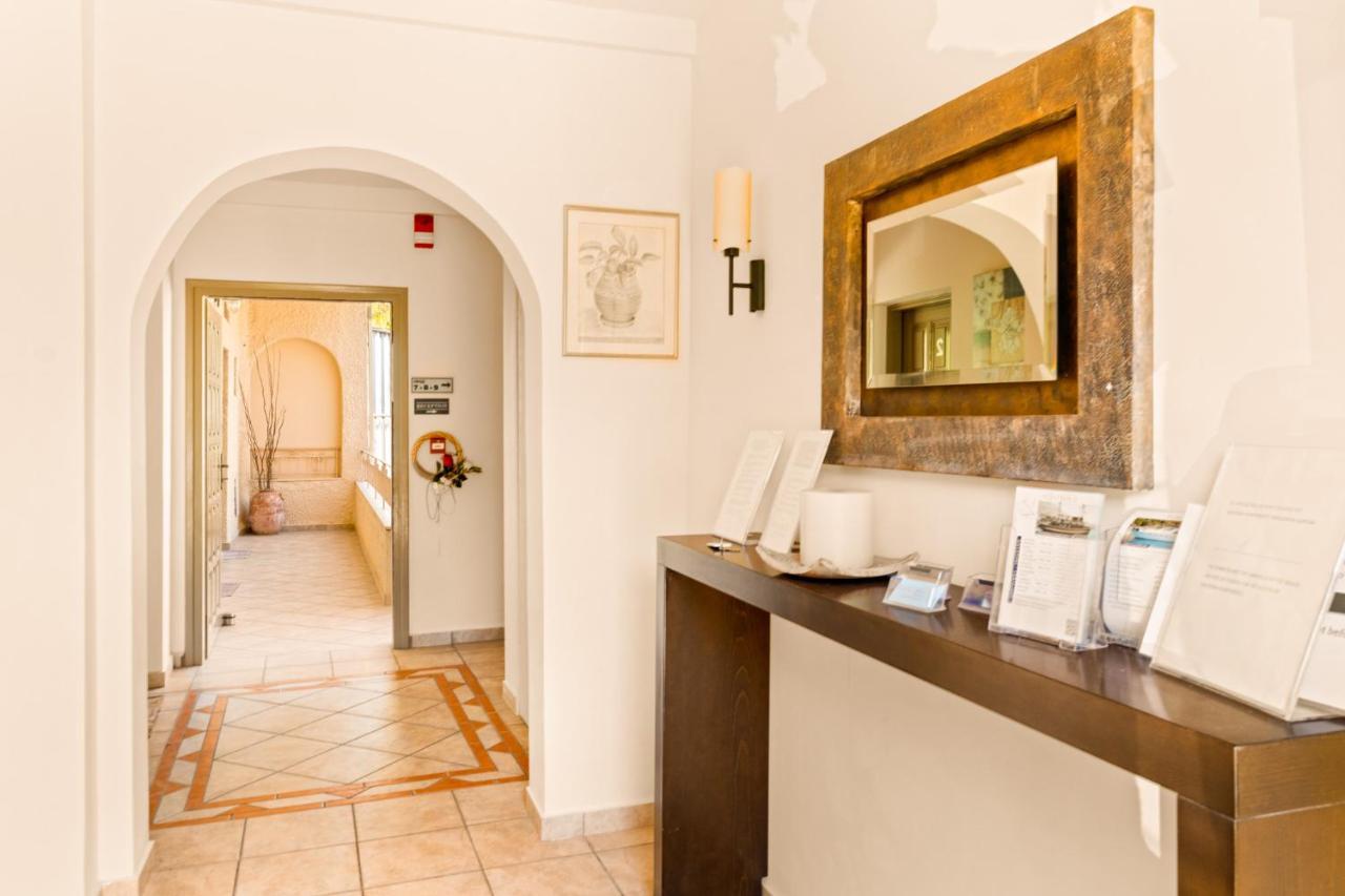 Aparthotel Kalogria 3*