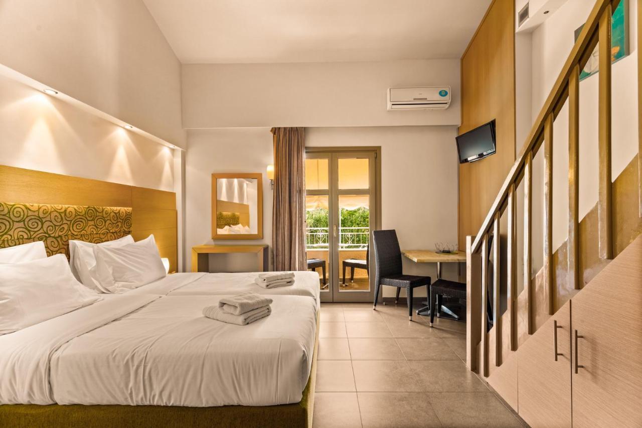 Kalogria Aparthotel 3*