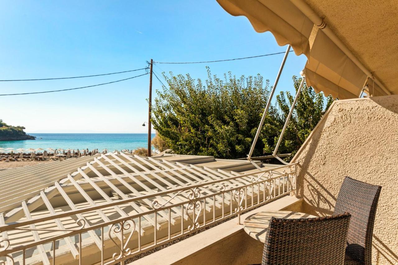Kalogria 3* Stoupa