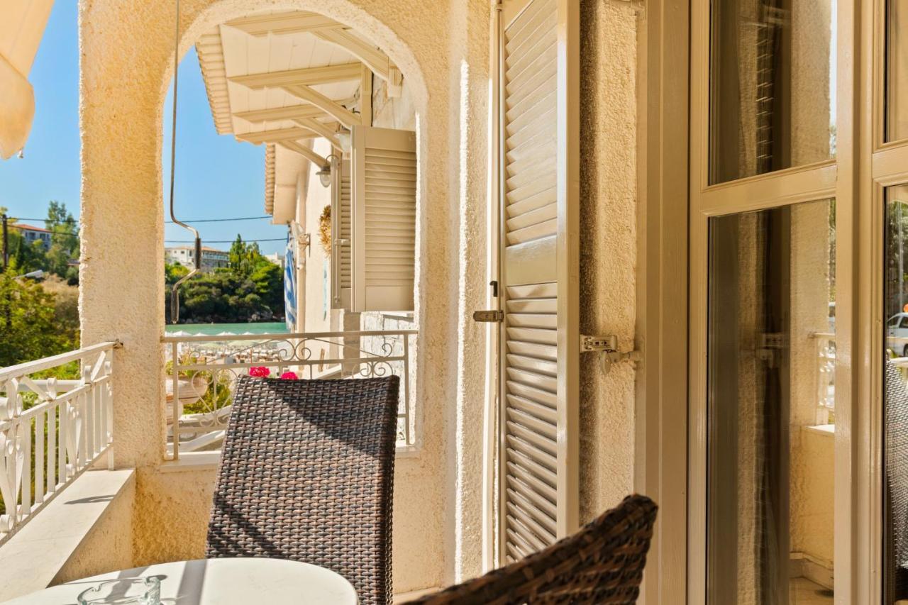 Kalogria Aparthotel