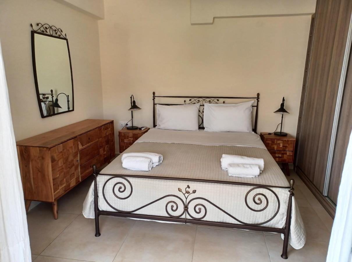 Aparthotel Philippos 2*