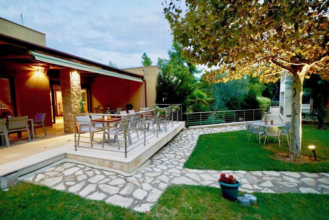 Sani Polyastron & 4* Sani (Chalkidiki)