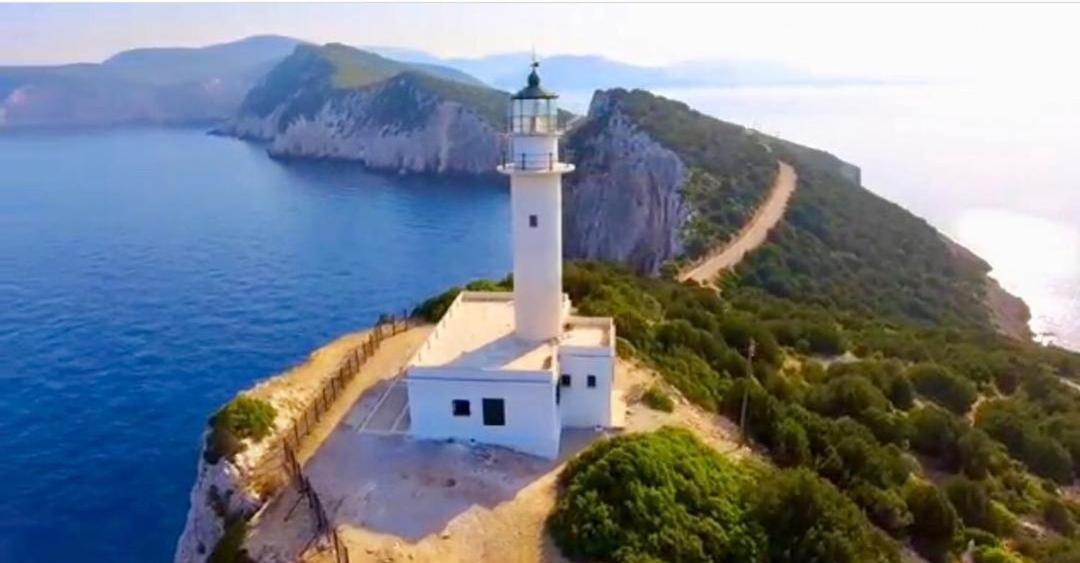 Villari Lefkas * Exanthia