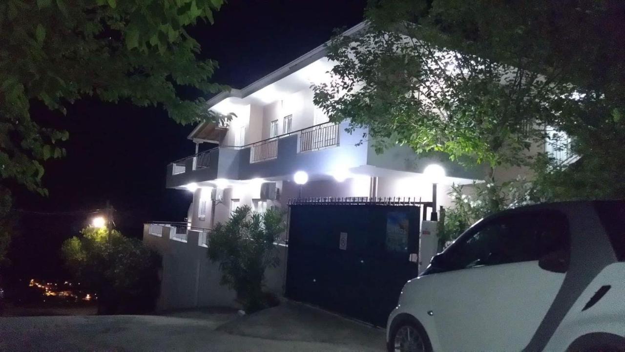 Apartment Villari Lefkas Exanthia