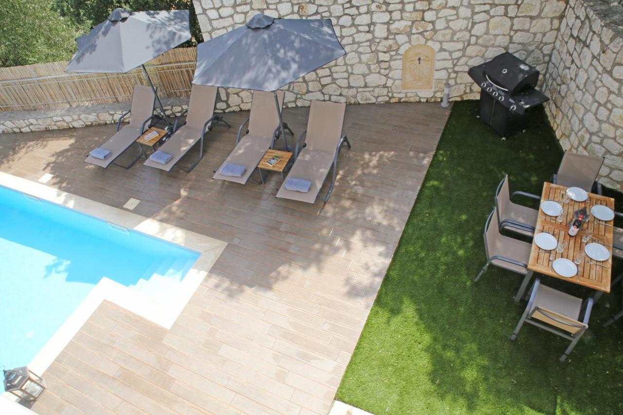 Amarianos Villa *
