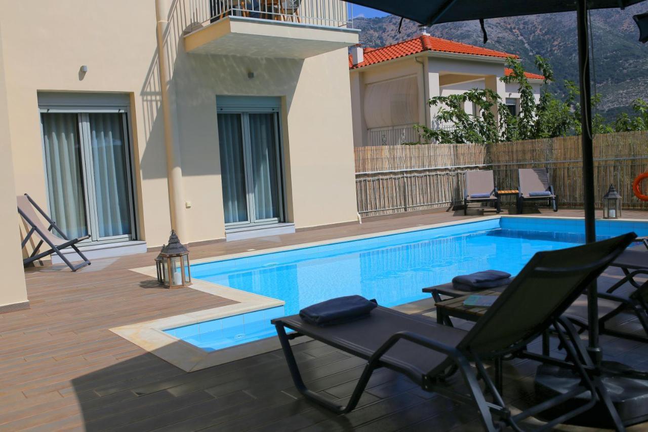 Villa Amarianos