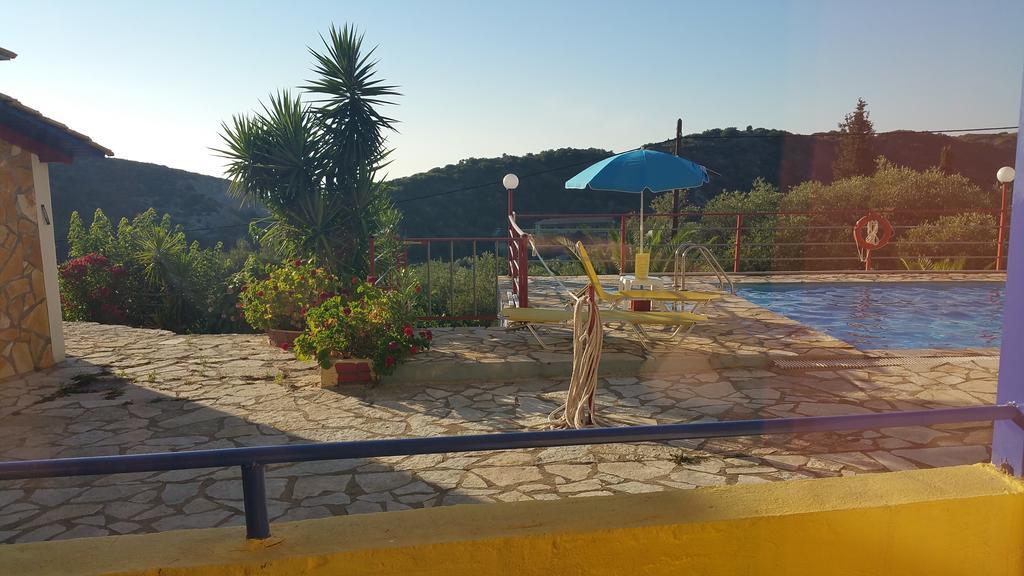 Hotel Politia 3*