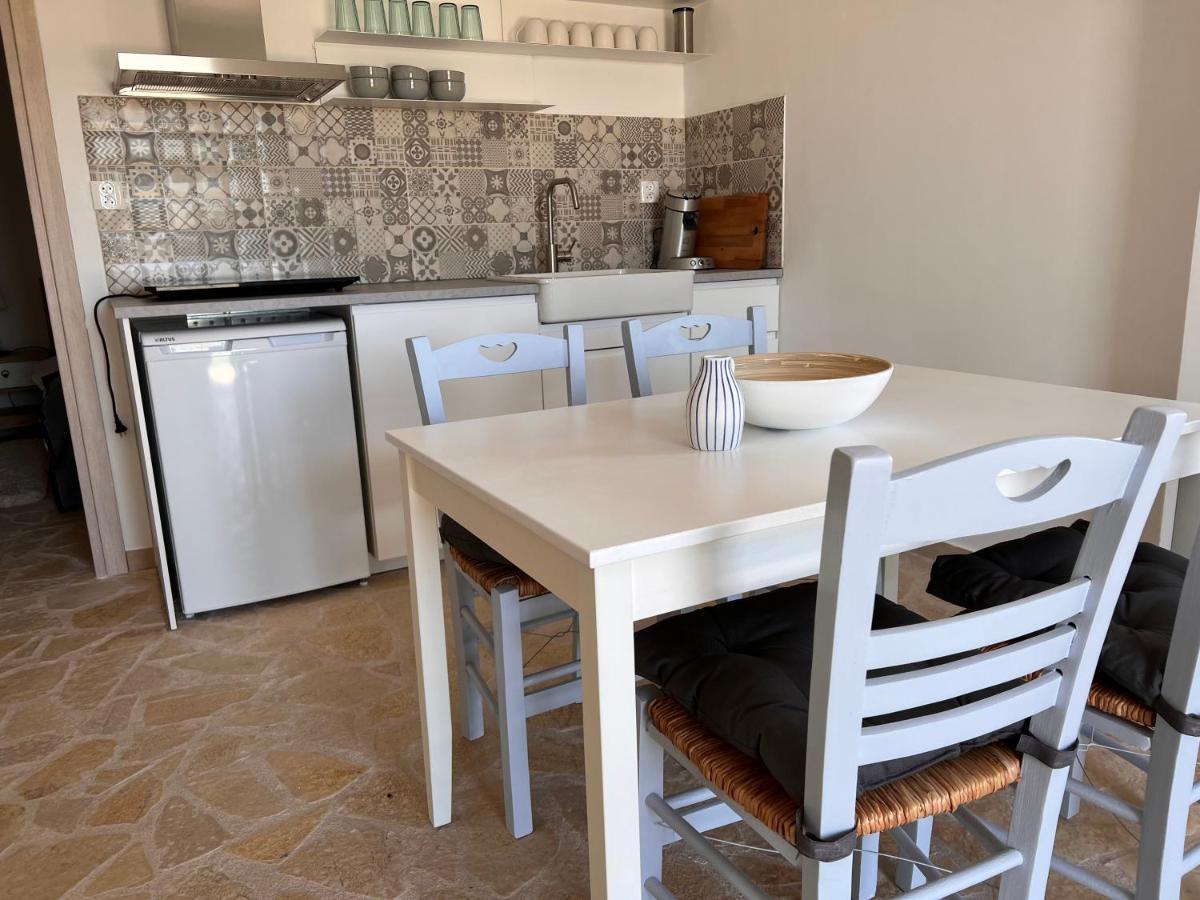 Pasithea Apartment *