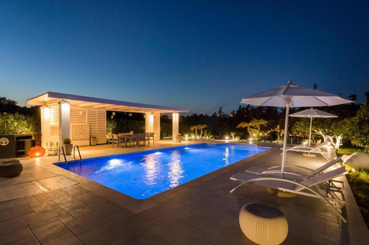Antigone Estate *