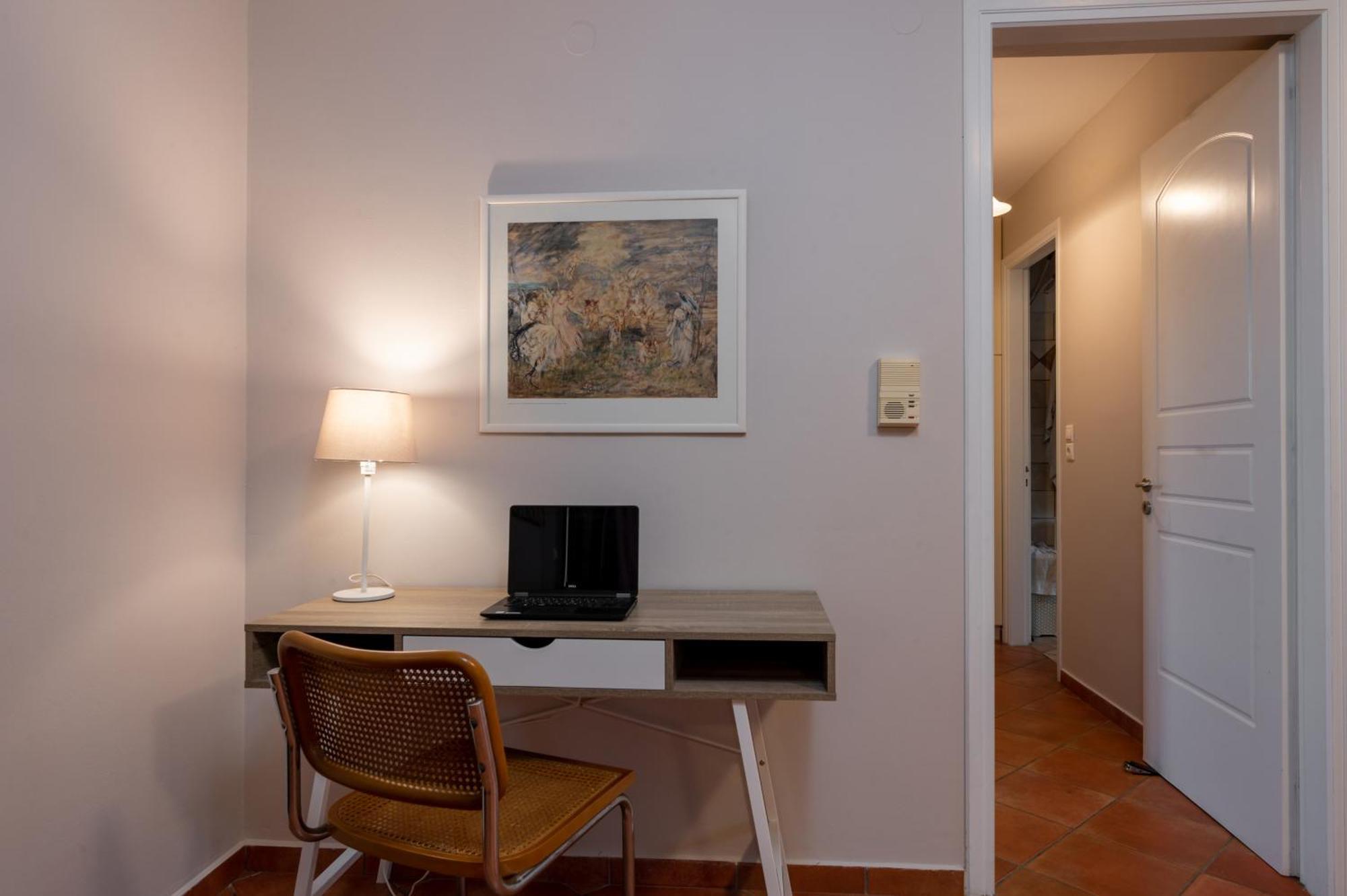 Koxyli & Apartment *