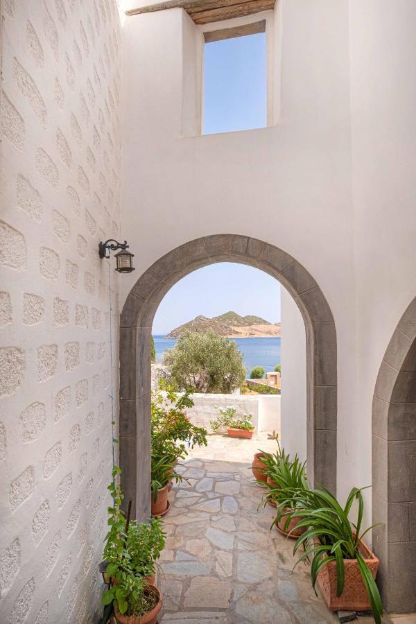 Apolafsis Aparthotel Grikos Bay (Patmos)