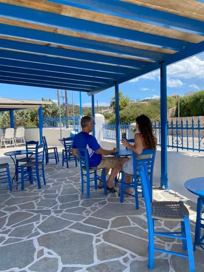 Blue Dolphin Studios And Aparthotel 3*