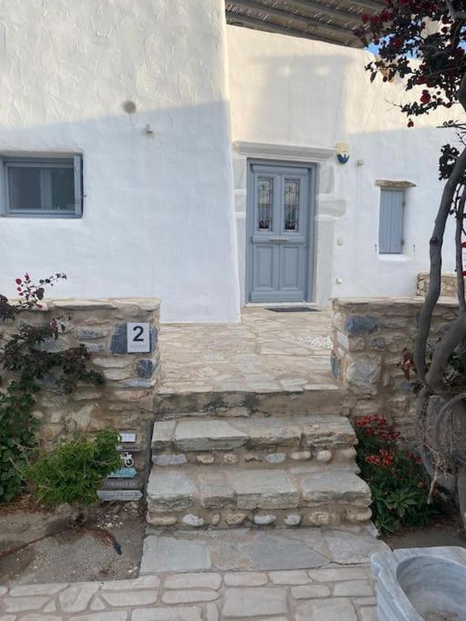 Sunray Front 2 Bedroom House Next To Kite Sports Parikia (Paros)