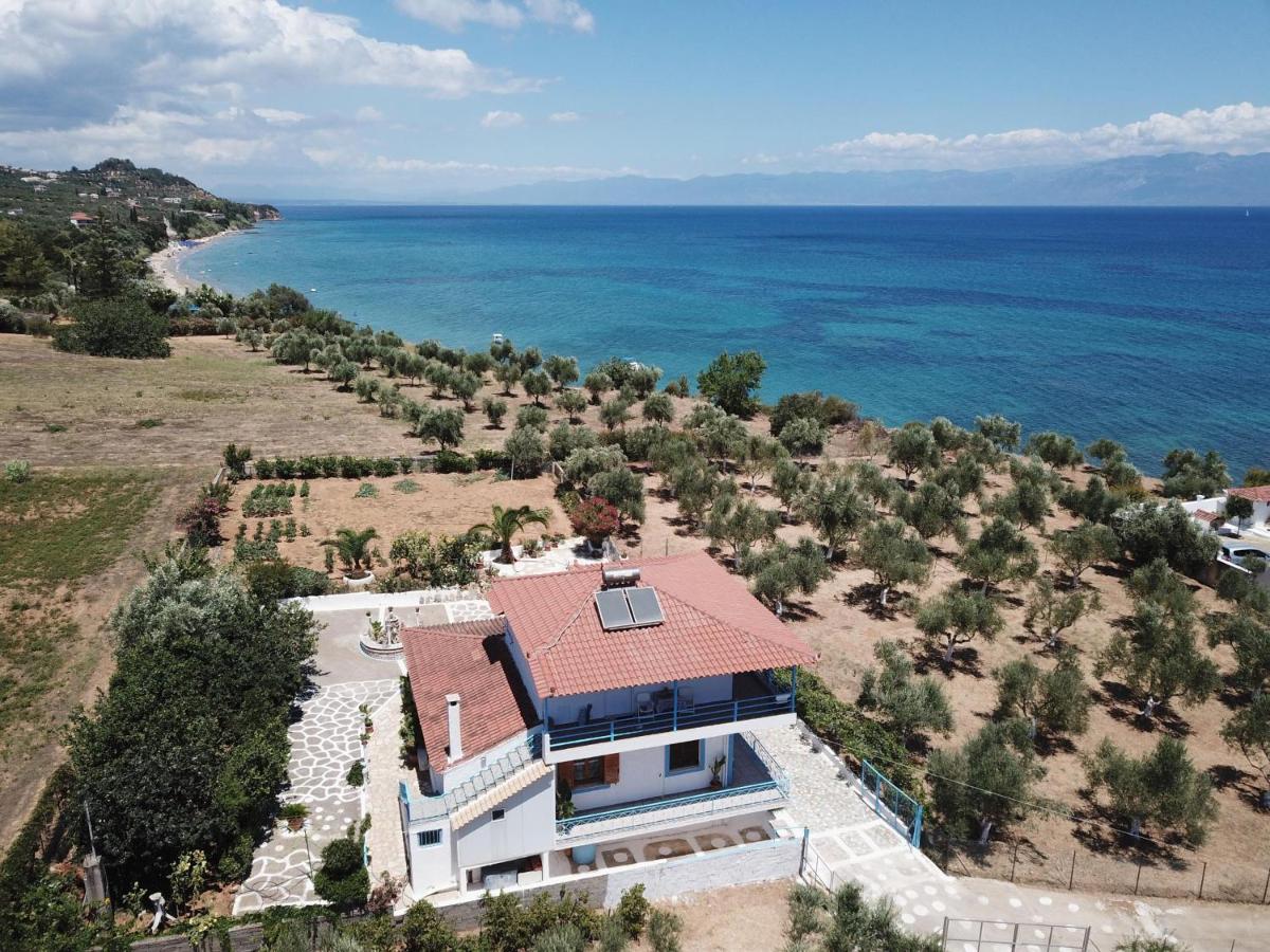 Akrojali Apartment *