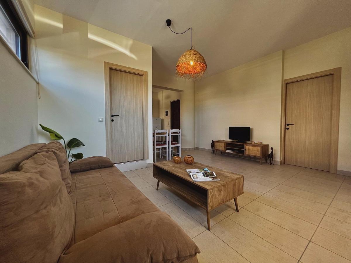 Solis Occasum Apartment