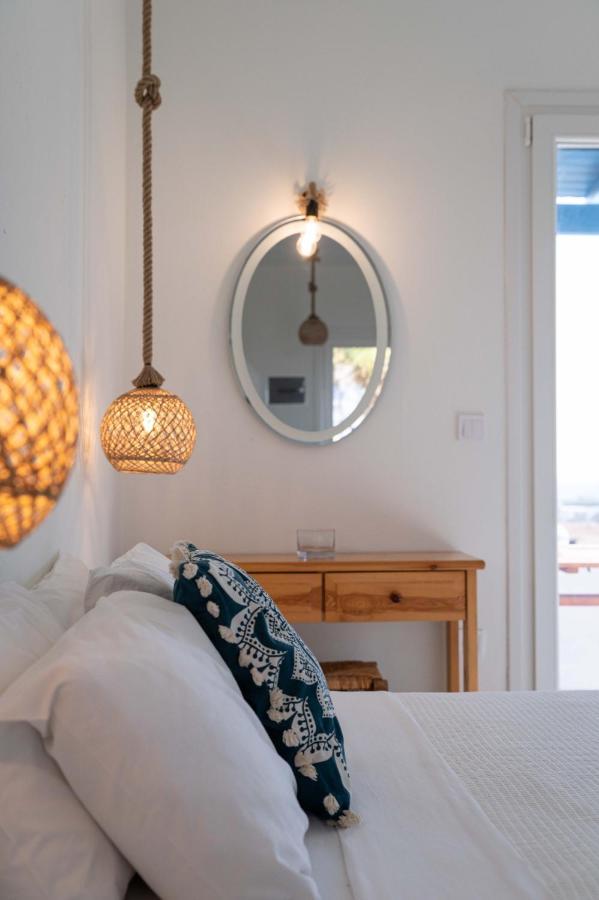 Manolis Aparthotel 2*