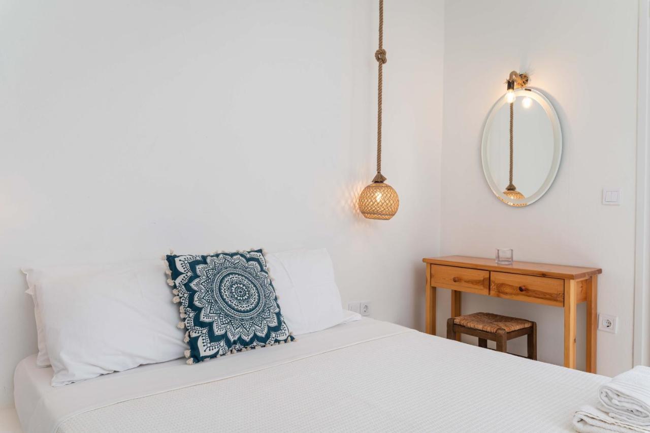 Manolis Aparthotel