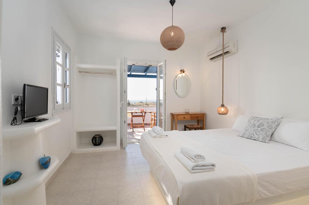 Manolis Aparthotel
