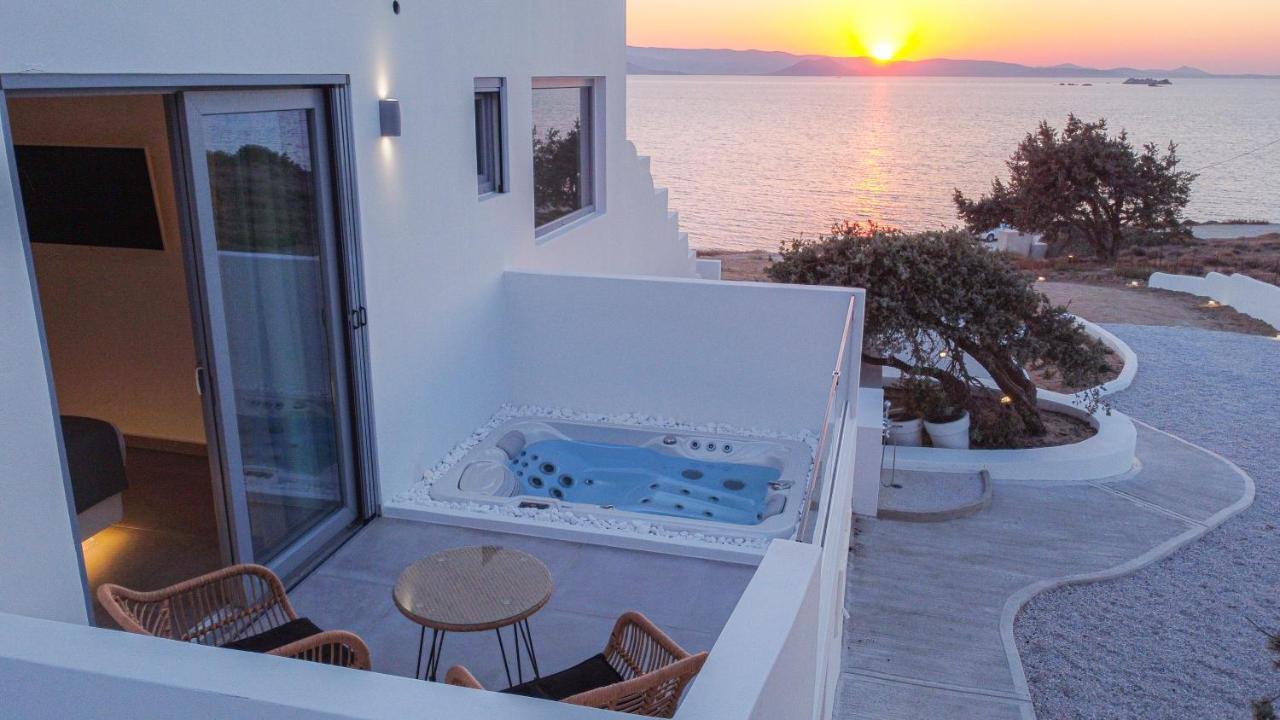 Seanfinity Beachfront