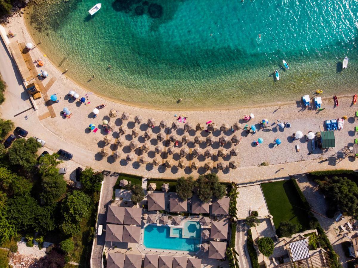 Prima Vista Beachfront Boutique Hotel