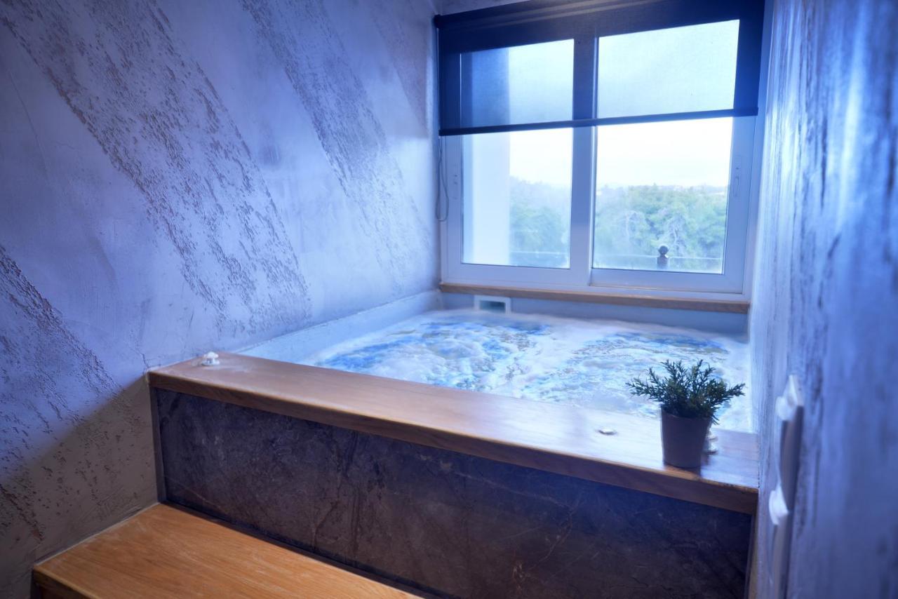 Anixi By Ap Hotel 2*
