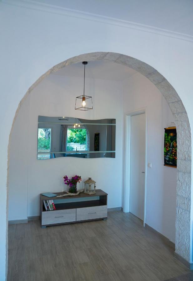 Vasso Sea View Residences Apartment