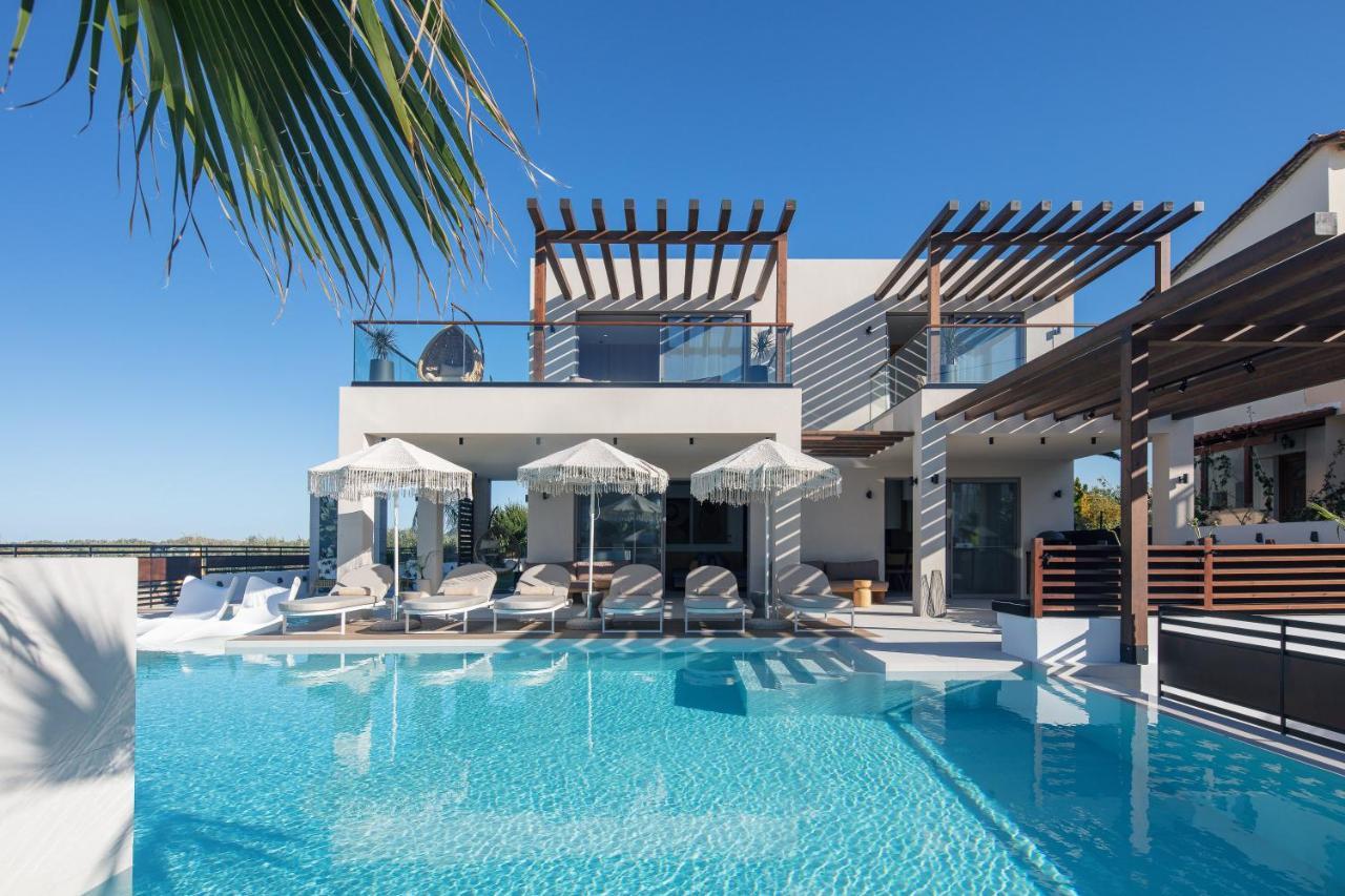 Villa Macaw Luxury Residence, Daily Housekeeping Included! Skaleta