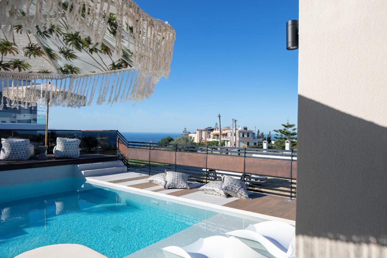 Villa Macaw Luxury Residence, Daily Housekeeping Included!