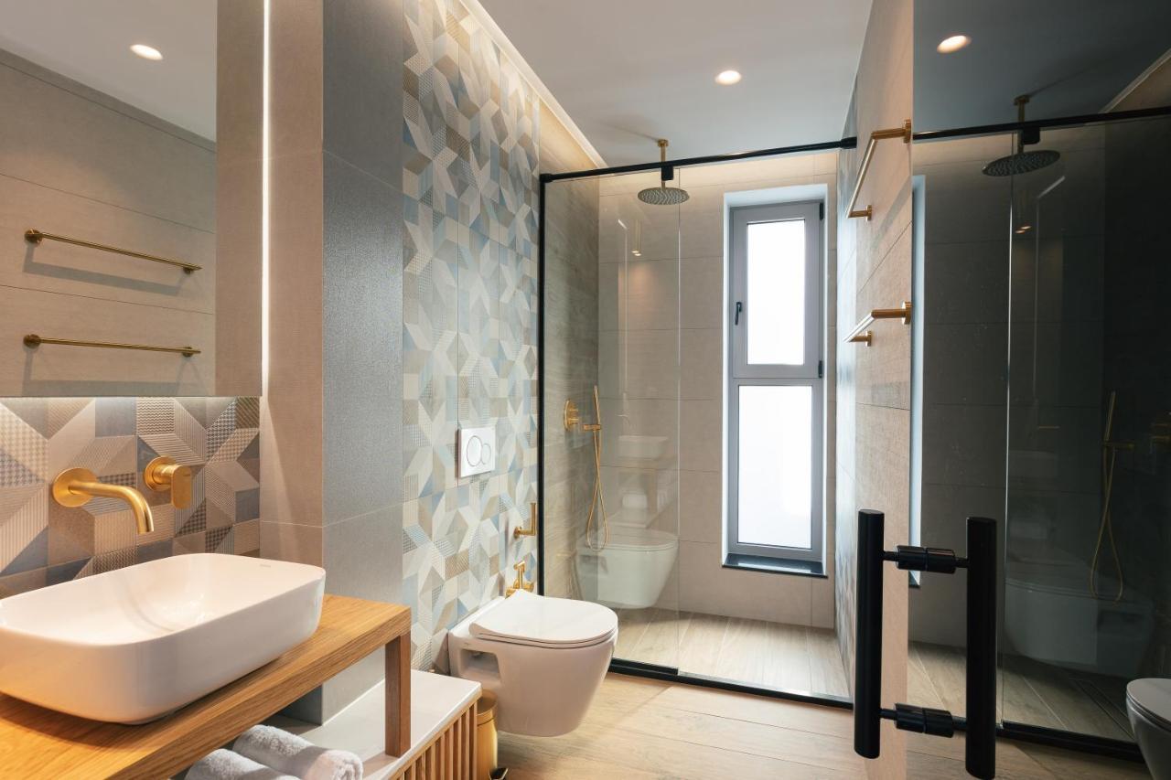 Macaw Luxury Residence, Daily Housekeeping Included!